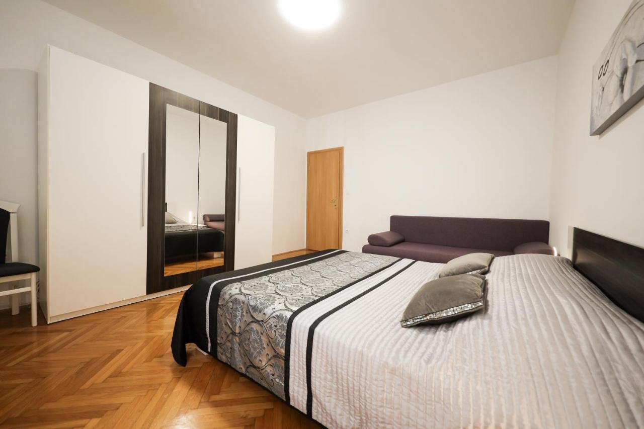 Zara City Center Appartement Buitenkant foto
